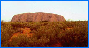 uluru2.JPG (17910 bytes)